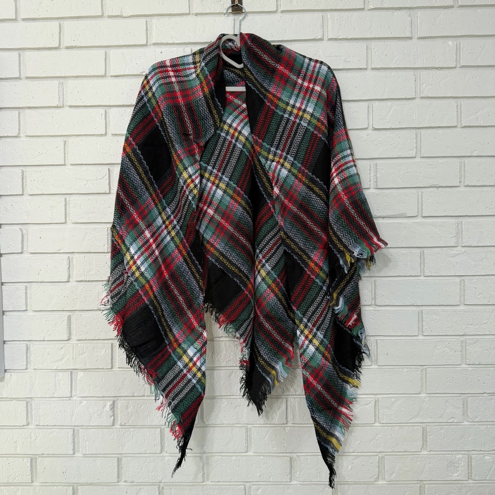 Wander Agio Plaid Wrap Poncho – Red & Green – NWT